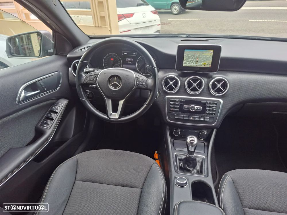 Mercedes-Benz A 180 - 29