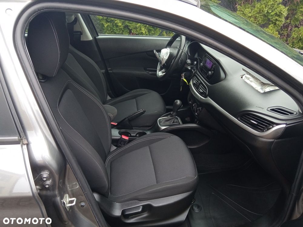 Fiat Tipo 1.6 E-Torq 16v Pop - 17