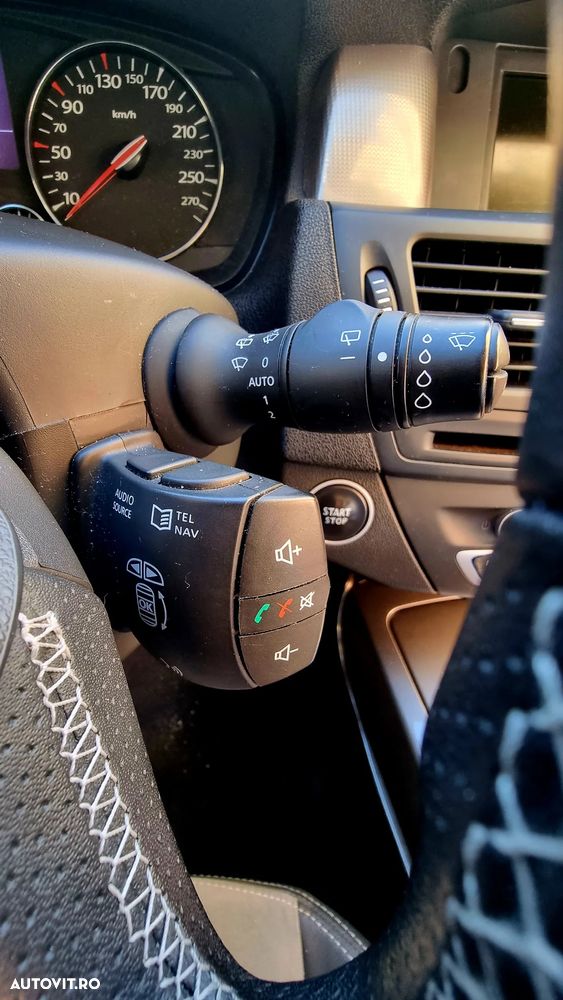 Renault Laguna Grandtour dCi 110 FAP Limited - 25