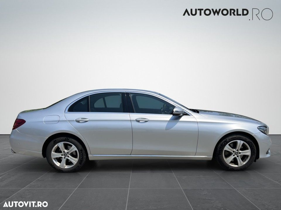 Mercedes-Benz E 220 d 4MATIC Aut. - 11