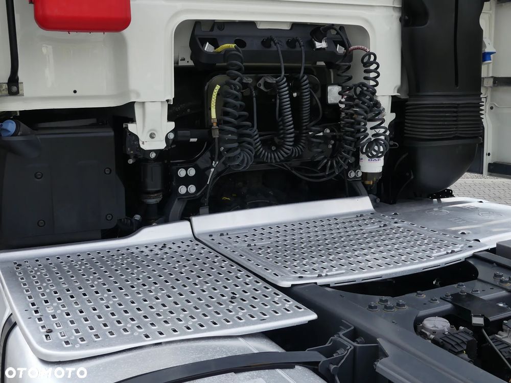 DAF XF 106.480 / KLIMATYZACJA POSTOJOWA / EURO 6 / STANDARD / - 17