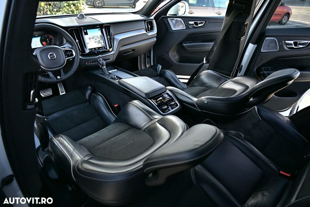 Volvo XC 60 D5 AWD Geartronic RDesign - 14