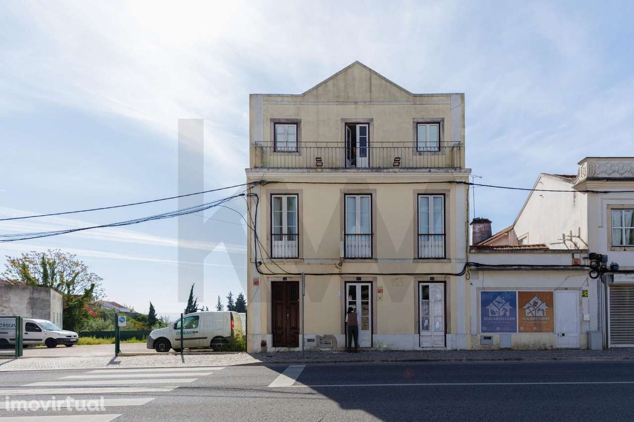 Prédio com património e paisagem em Santarém | Entre a presença do con - Grande imagem: 2/56