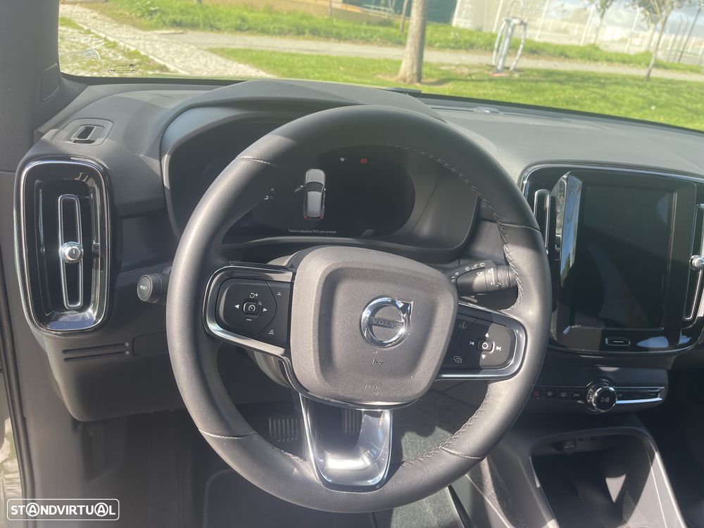 Volvo XC 40 Recharge Twin Plus - 25