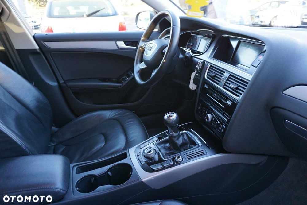 Audi A4 Allroad - 23