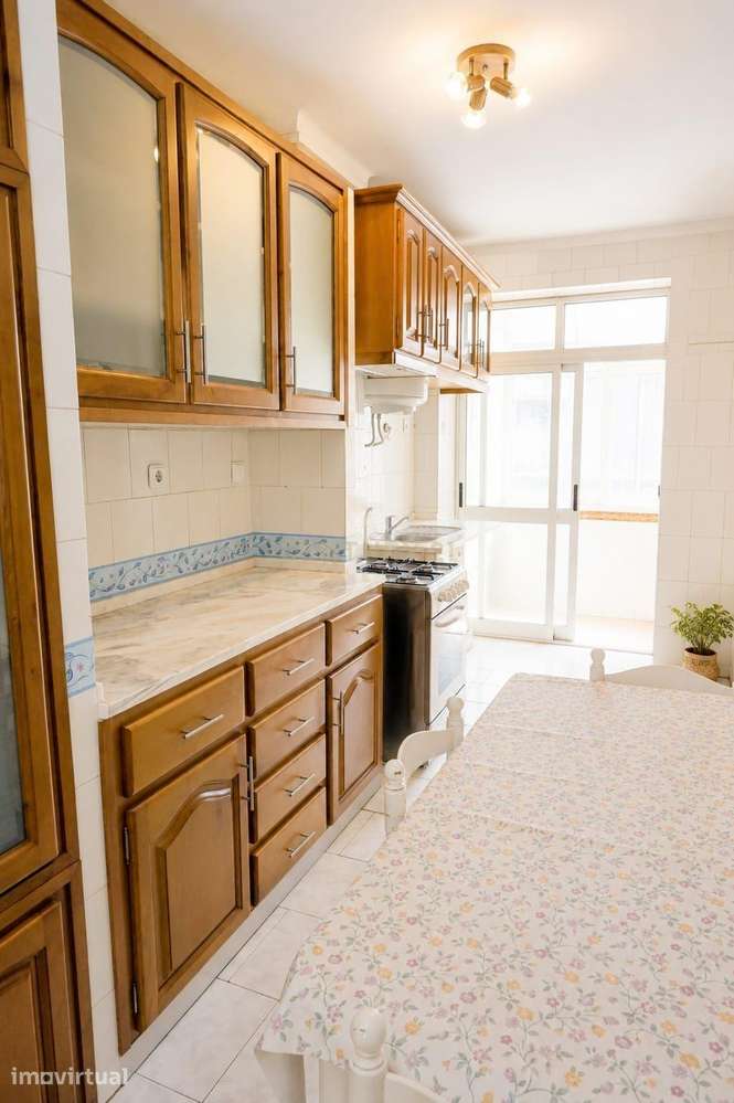 Apartamento T3 no Alto Seixalinho - Conforto, Luz e Potencial - Grande imagem: 3/21