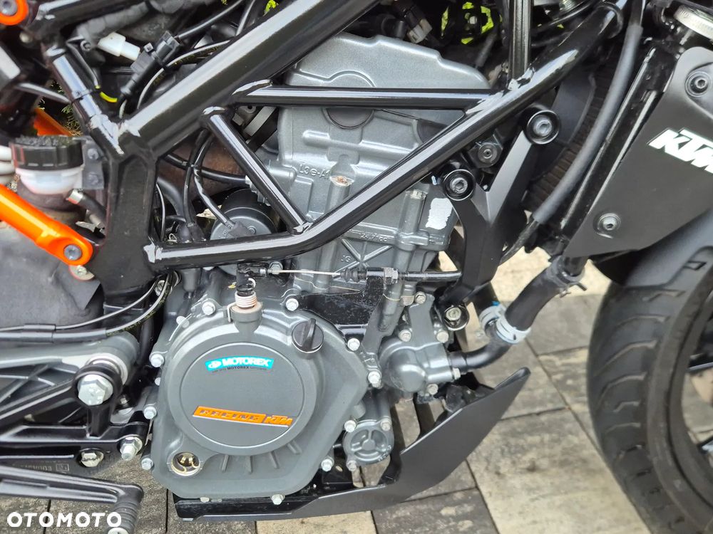 KTM Duke 125 - 15