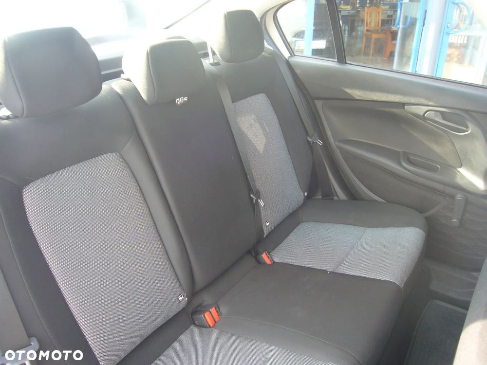Fiat Tipo 1.4 16V - 17