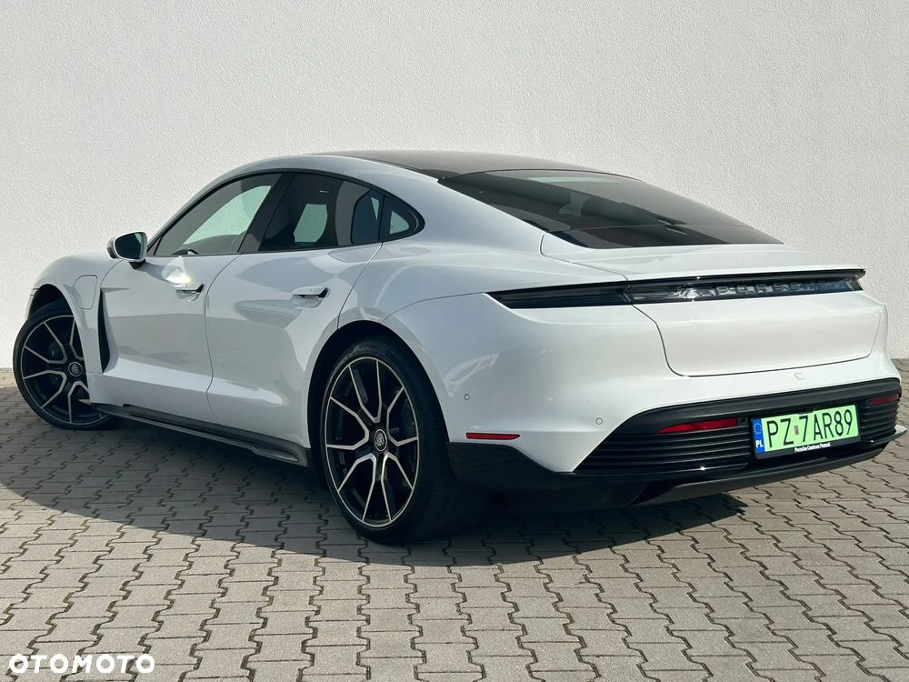 Porsche Taycan Standard - 4