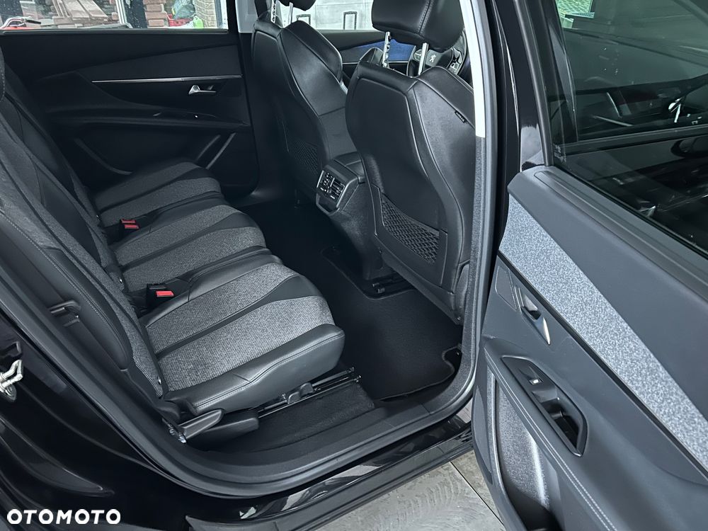 Peugeot 5008 1.2 PureTech Access S&S - 26