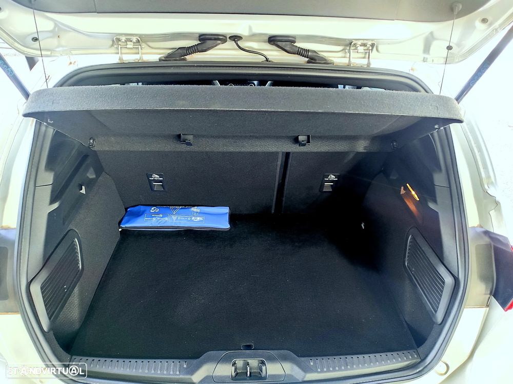 Ford Focus 1.0 EcoBoost ST-Line - 9