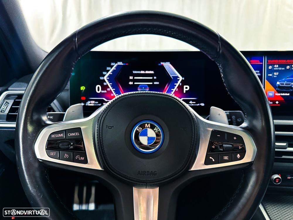 BMW 330 e Pack 50 anos M Auto - 49
