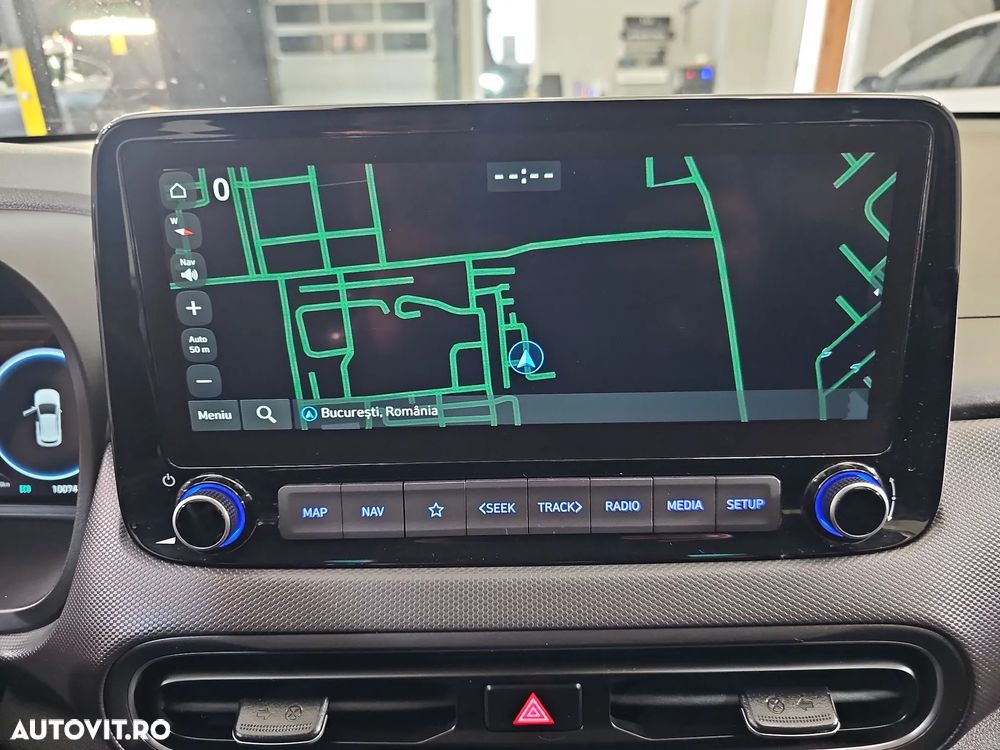 Hyundai KONA - 21