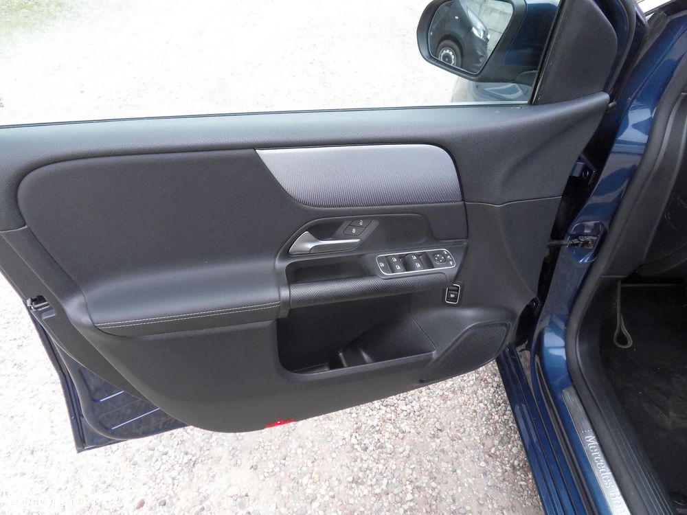 Mercedes-Benz Klasa B 180 d 7G-DCT Progressive - 17