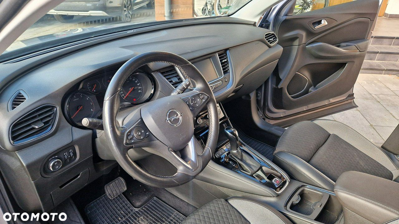 Opel Grandland X - 18