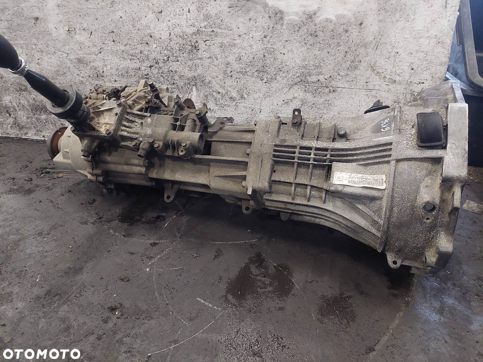 SKRZYNIA BIEGÓW + REDUKTOR KIA SORENTO I 2.5 CRDI MANUAL 6 BIEGÓW - 3