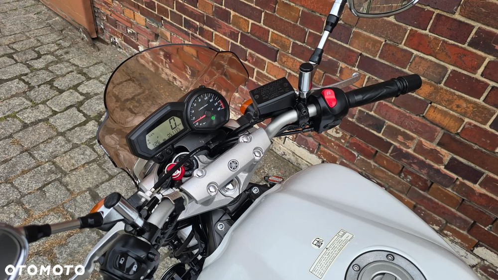 Yamaha FZ6 - 17