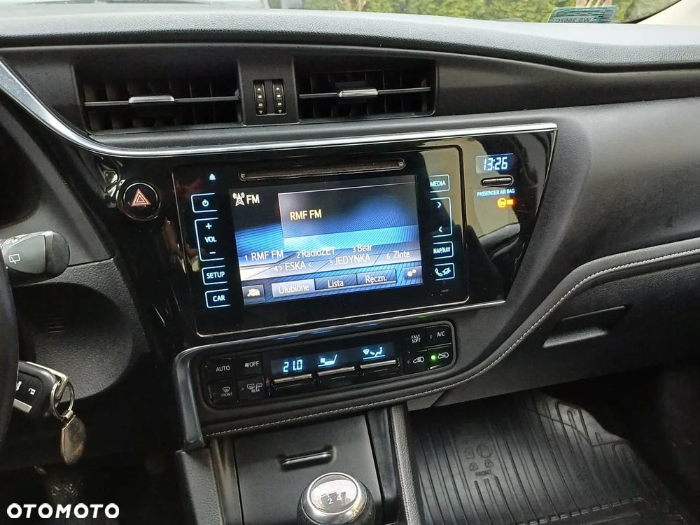 Toyota Auris 1.4 D-4D Premium Comfort - 10