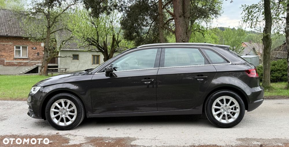 Audi A3 Sportback 1.2 TFSI Attraction S tronic - 12