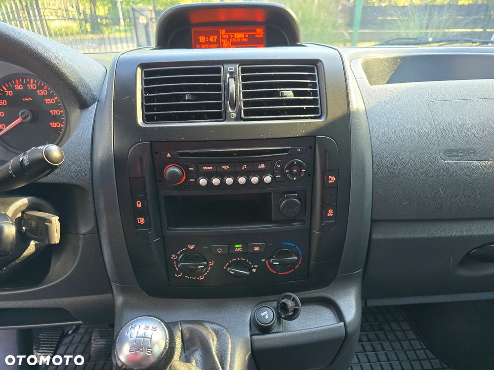 Peugeot Expert - 21