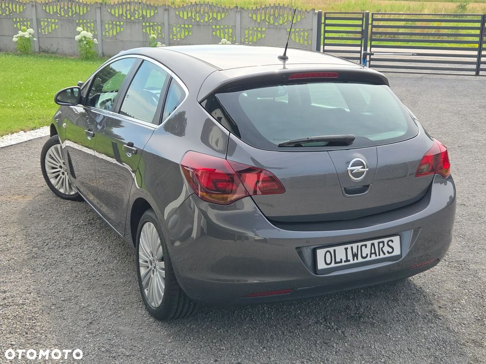 Opel Astra 1.6 Edition Sport - 4