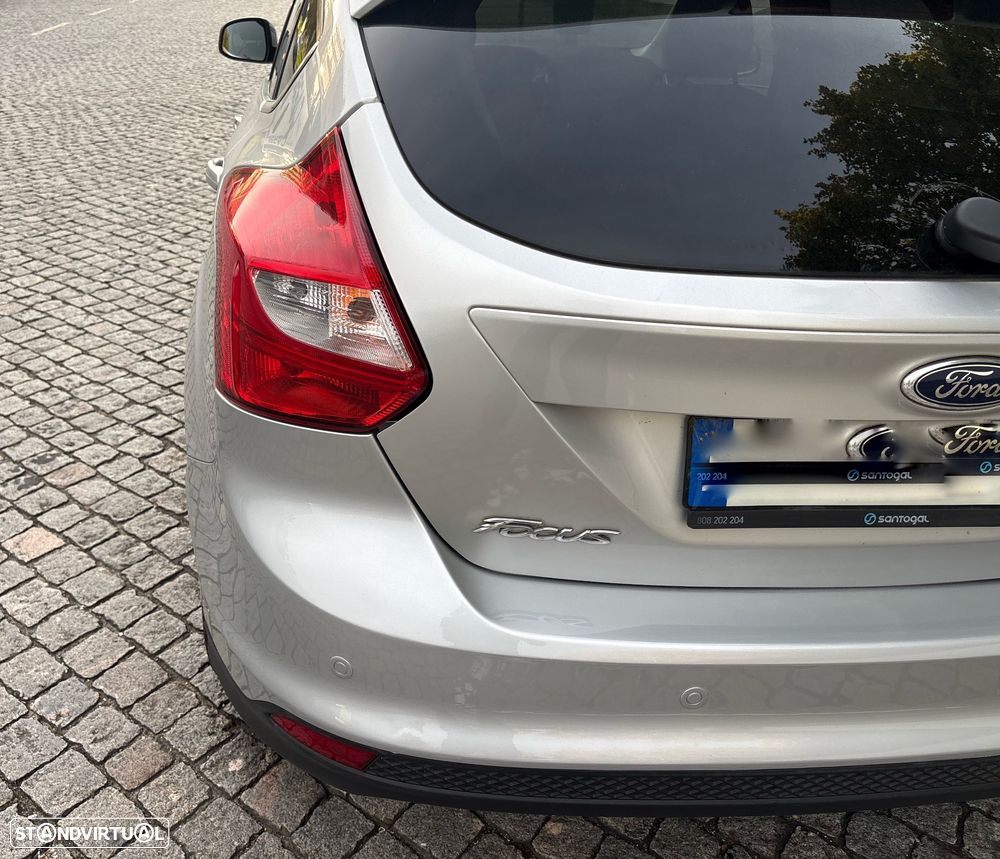 Ford Focus 1.0 SCTi Titanium Best - 12