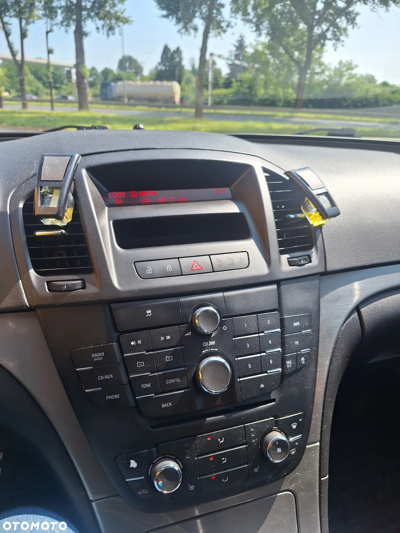 Opel Insignia - 10