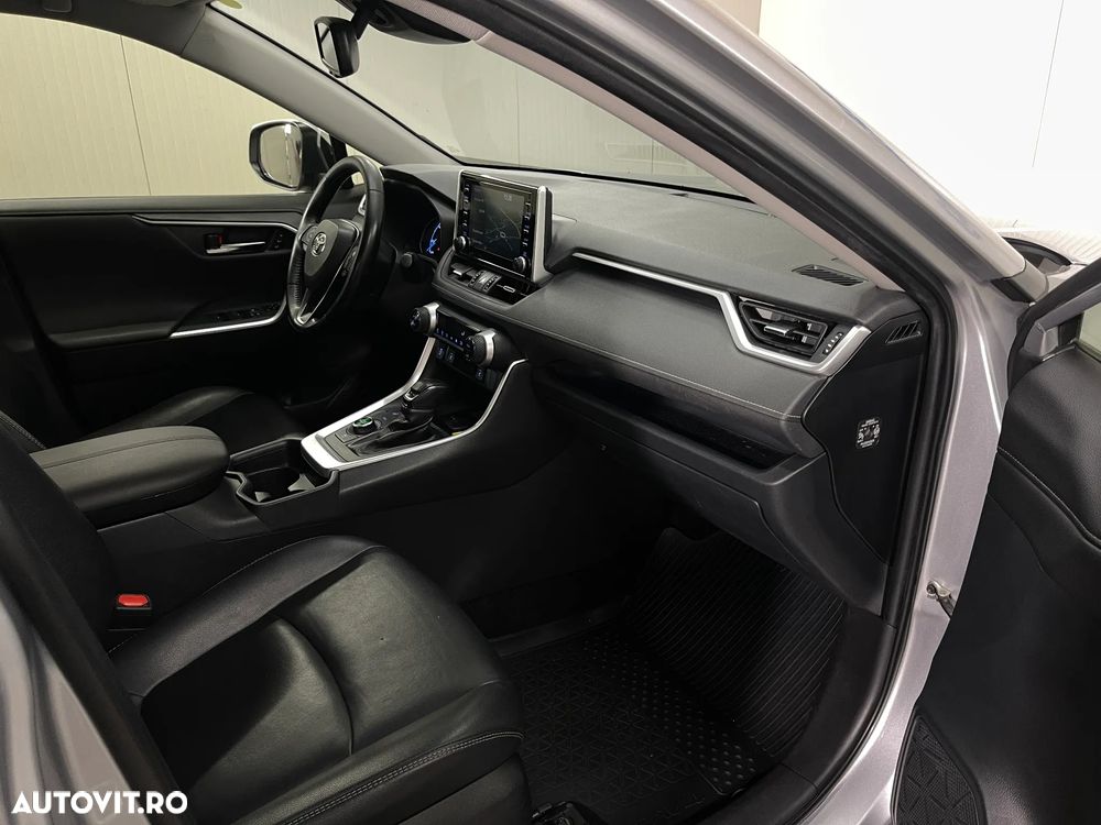 Toyota RAV4 2.5 VVT-iE 4x4 Luxury - 9