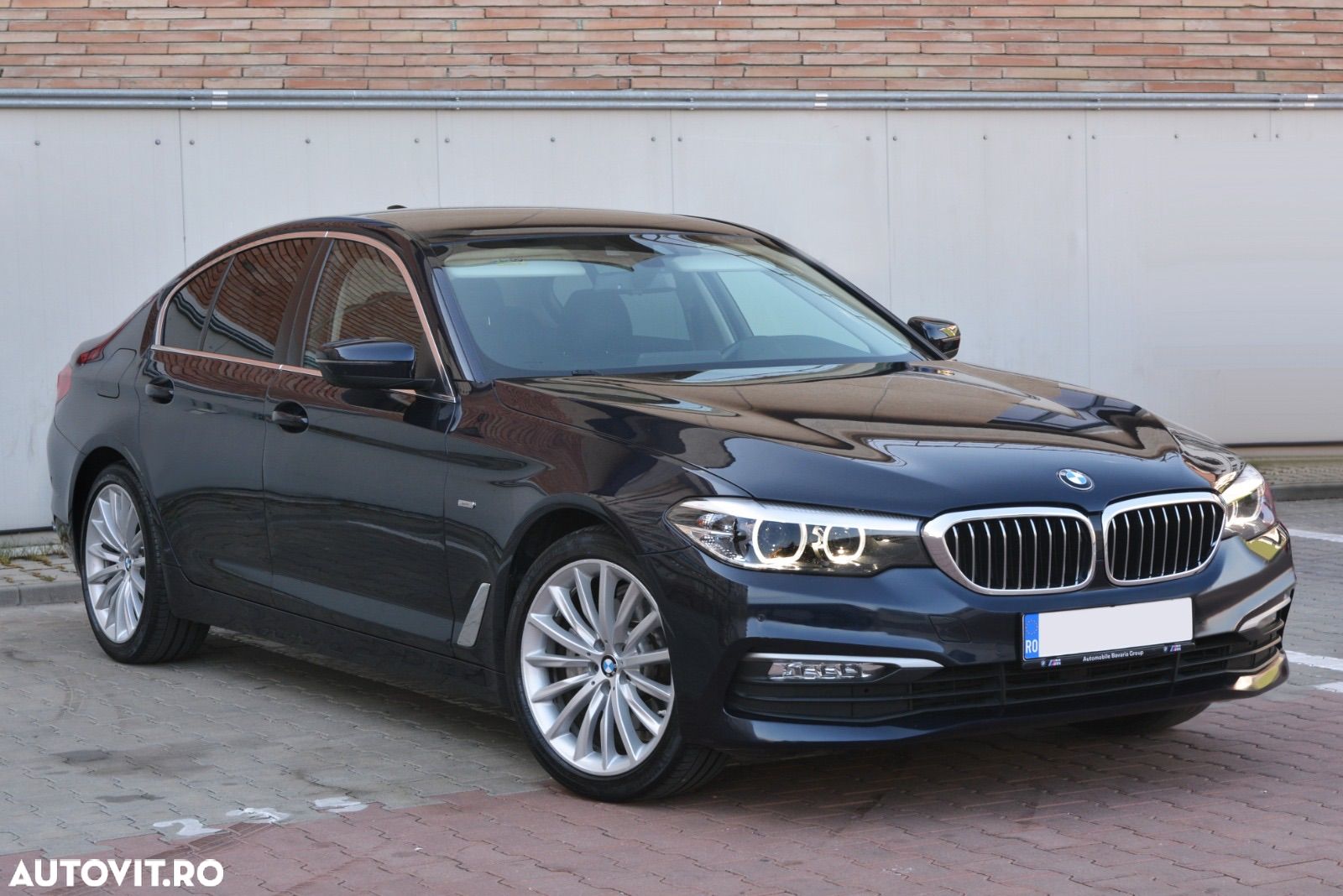 BMW Seria 5 520d xDrive AT - 1