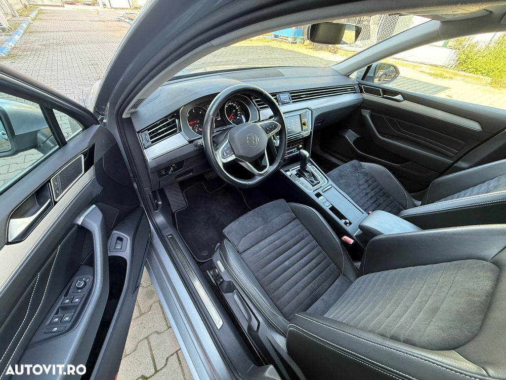 Volkswagen Passat 2.0 TDI DSG Highline - 12