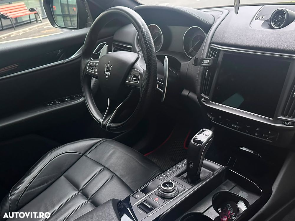 Maserati Levante S - 5