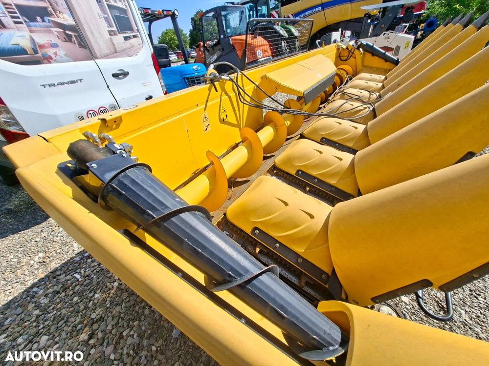 New Holland NH 980CR 8R 70 HEDER PORUMB - 11