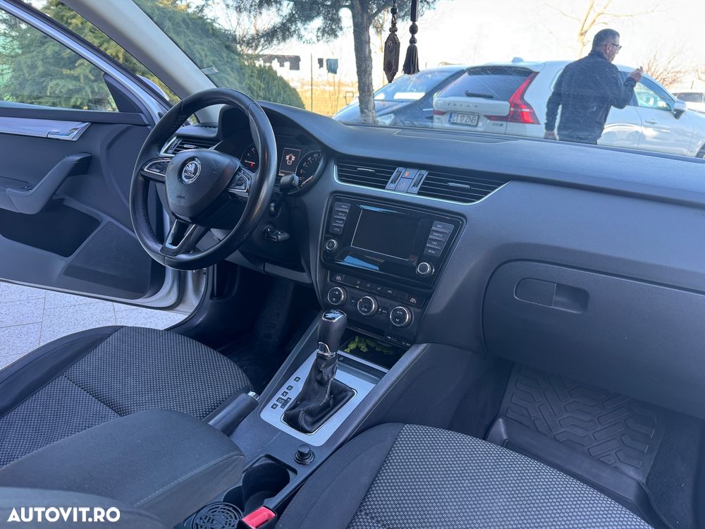 Skoda Octavia 1.6 TDI Green tec DSG Ambition - 18