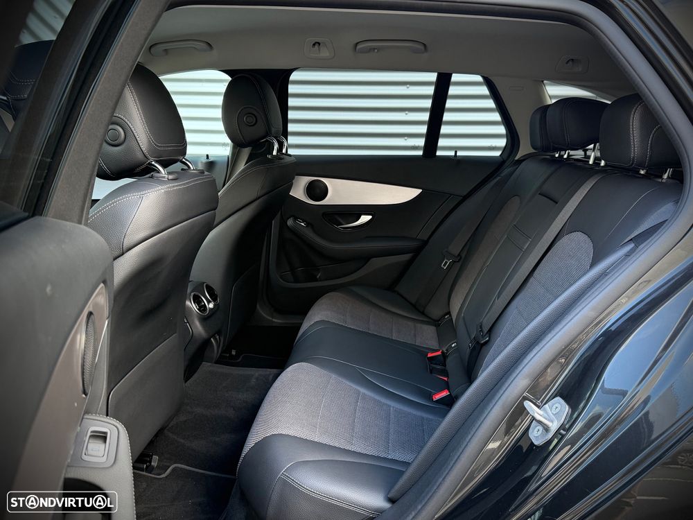 Mercedes-Benz C 300 de Avantgarde - 11