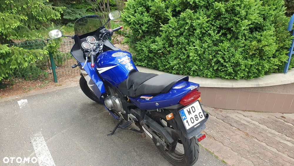 Suzuki GS - 3