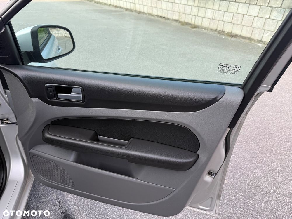 Ford Focus 1.6 TDCi Econetic - 19