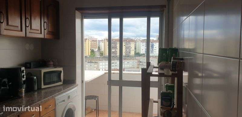 Apart. T4+1/Duplex (Mobilado). Próx Solum - Grande imagem: 3/7