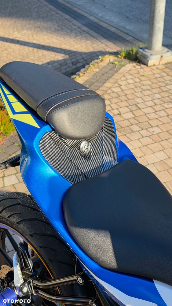 Suzuki GSX-R - 7