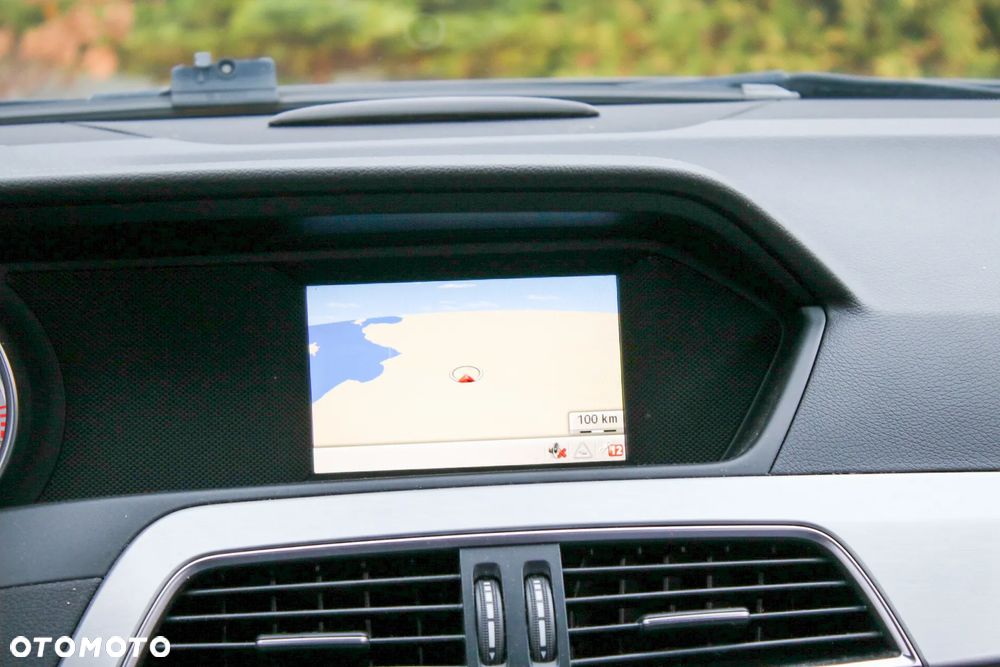 Mercedes-Benz Klasa C - 19