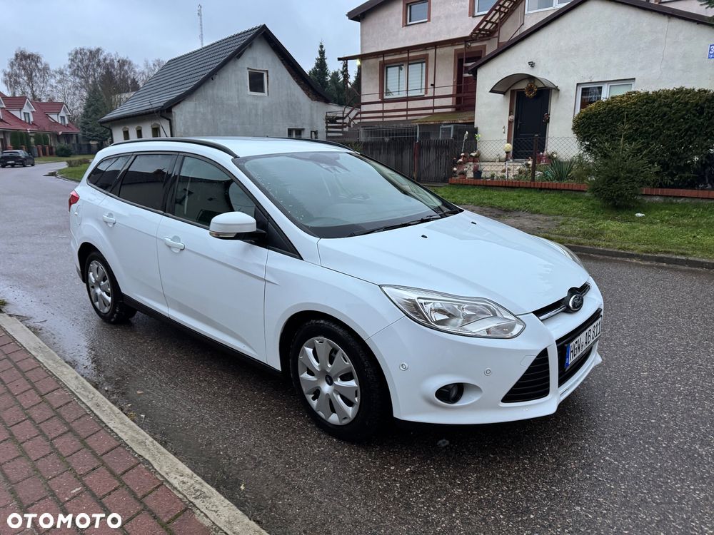 Ford Focus 1.6 TDCi DPF SYNC Edition - 3