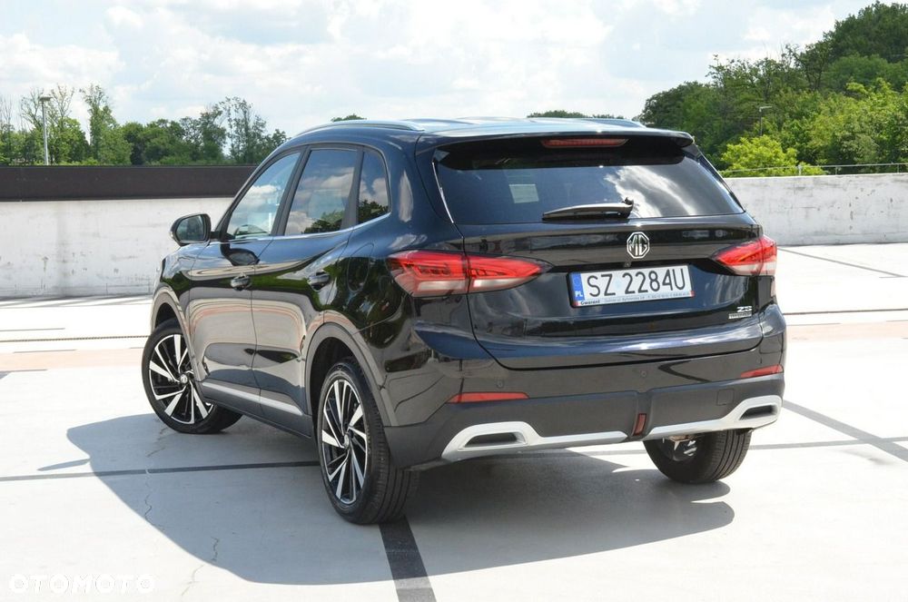 MG ZS 1.5 HEV+ Exclusive - 13