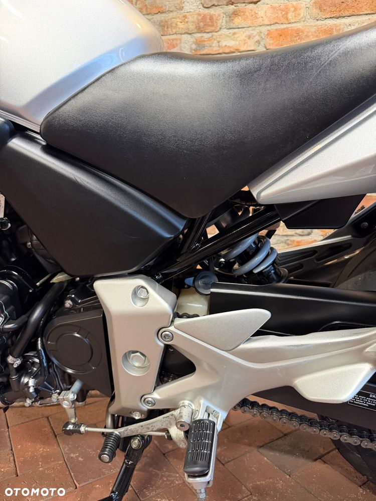 Honda CBF - 14