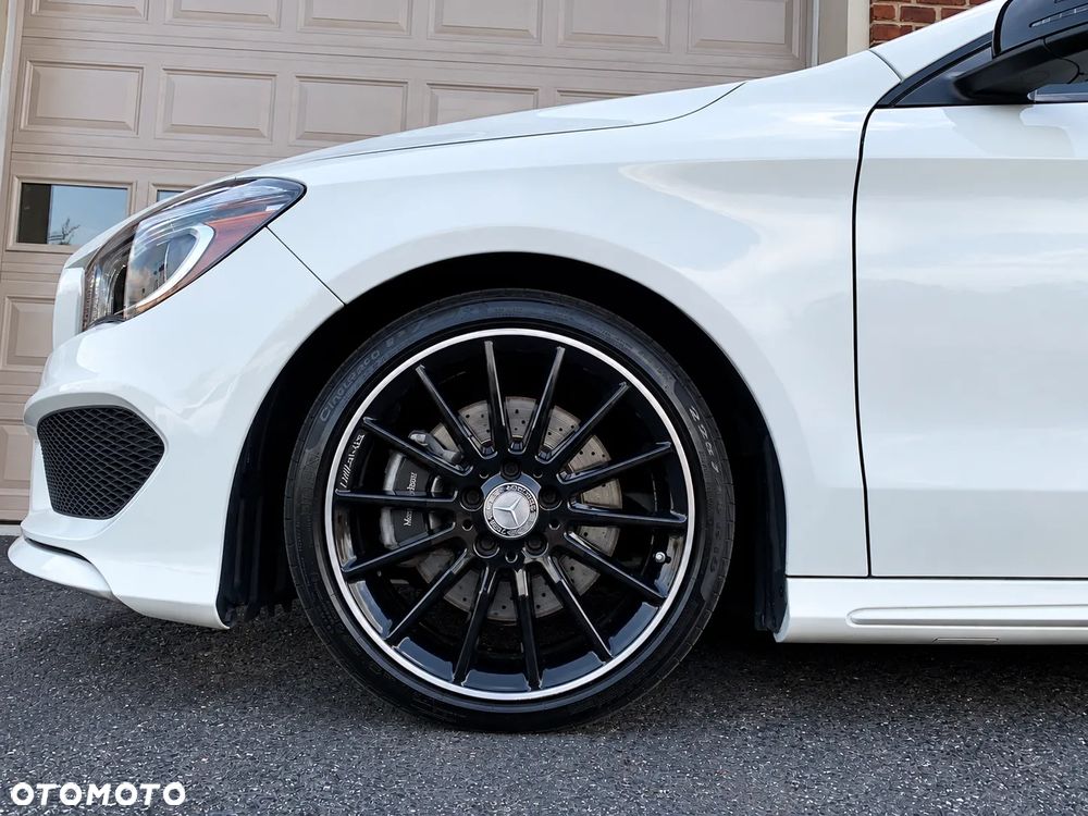 Mercedes-Benz CLA 250 4Matic 7G-DCT AMG Line - 14