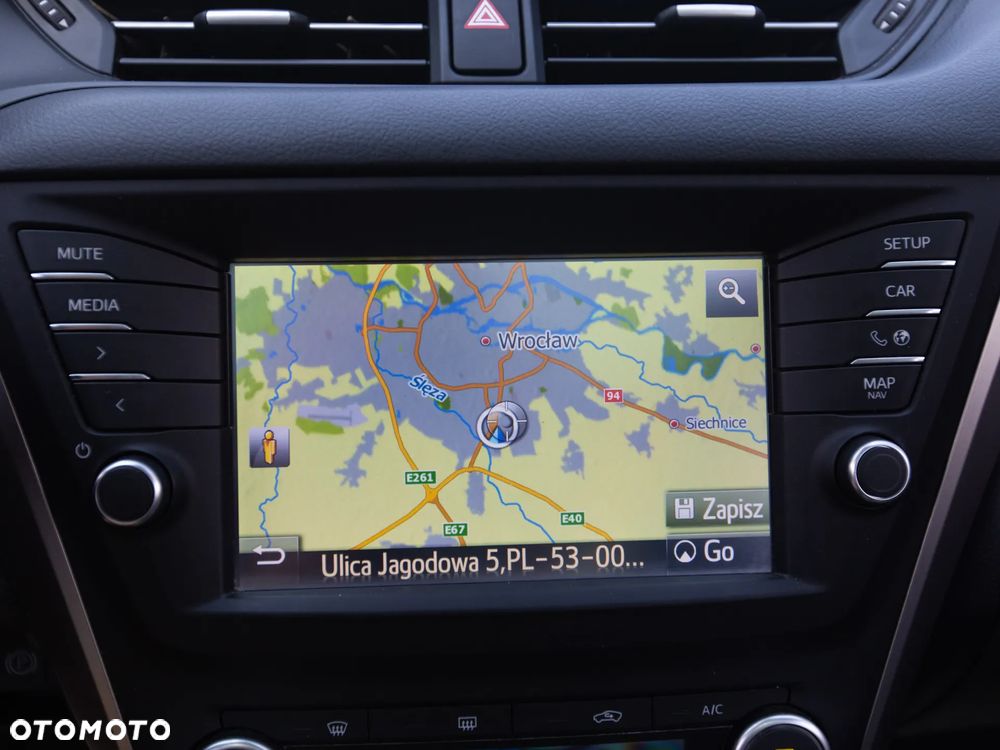 Toyota Avensis 2.0 D-4D Premium - 30