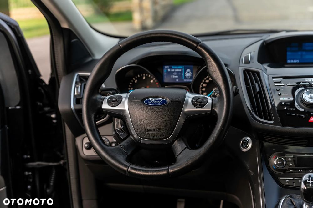 Ford Kuga 2.0 TDCi 4x4 Titanium - 24