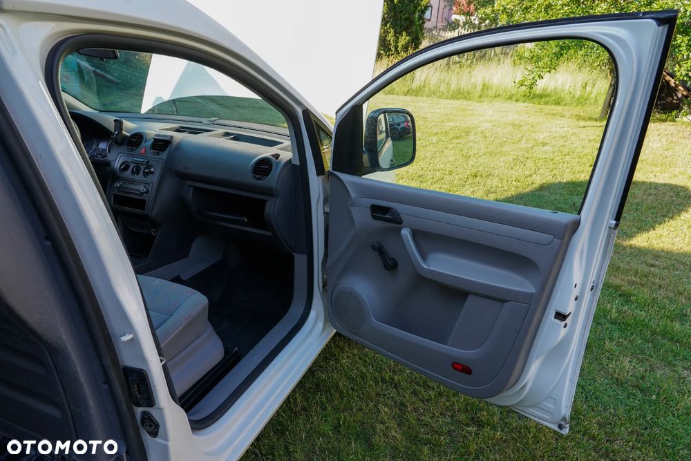 Volkswagen Caddy - 23