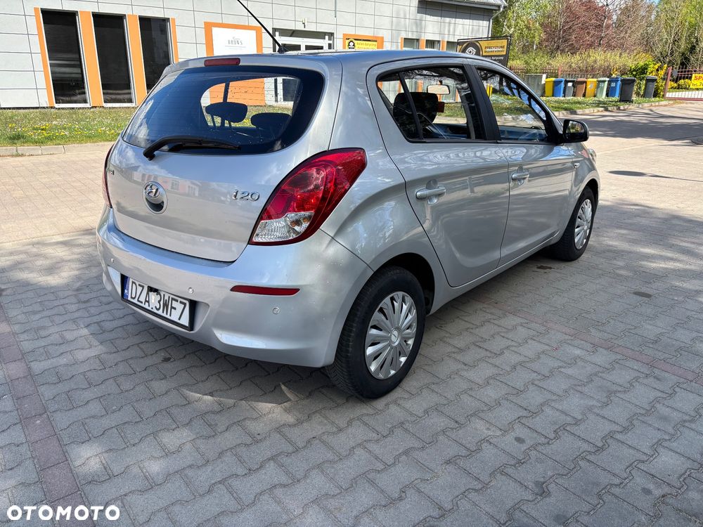 Hyundai i20 1.2 Trend - 4