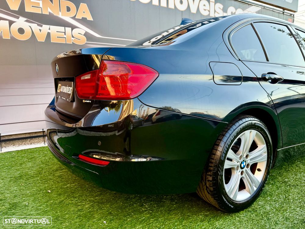BMW 320 d Auto Line Sport - 12