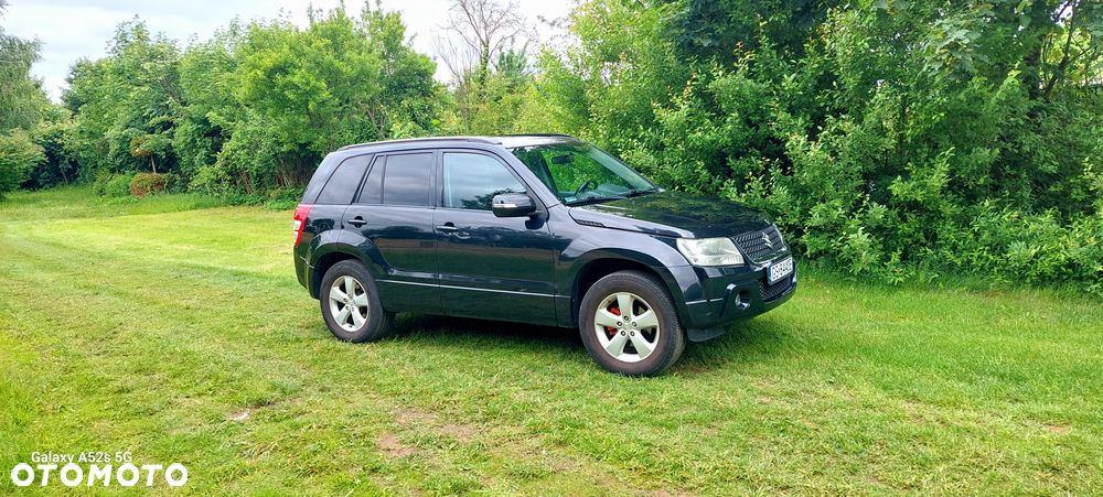 Suzuki Grand Vitara 2.4 De Luxe - 4