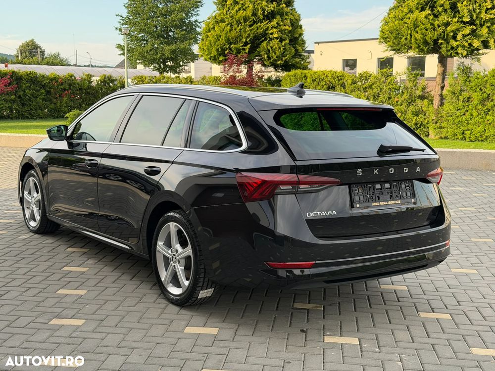 Skoda Octavia 2.0 TDI (Green tec) DSG Style - 11